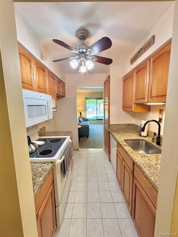 37122 Clubhouse Drive, Sterling Heights, MI 48312