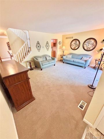 37122 Clubhouse Drive, Sterling Heights, MI 48312