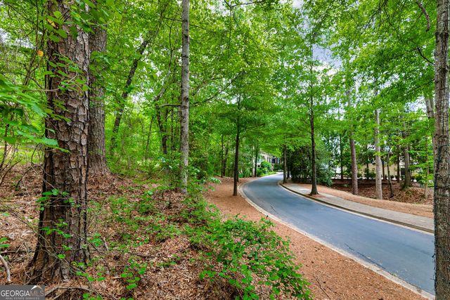 221 N Cove Drive, Peachtree City, GA 30269