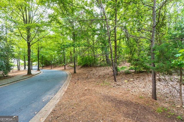 221 N Cove Drive, Peachtree City, GA 30269
