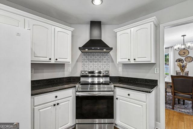 79 Driftwood Court, Newnan, GA 30263