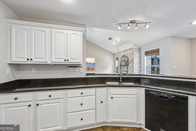 79 Driftwood Court, Newnan, GA 30263