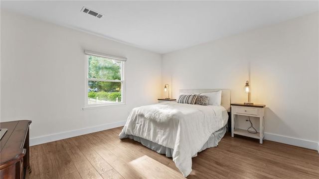 5025 Village Green Way, Alpharetta, GA 30009