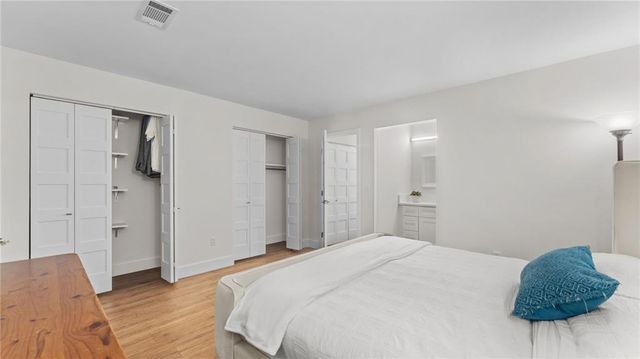 5025 Village Green Way, Alpharetta, GA 30009
