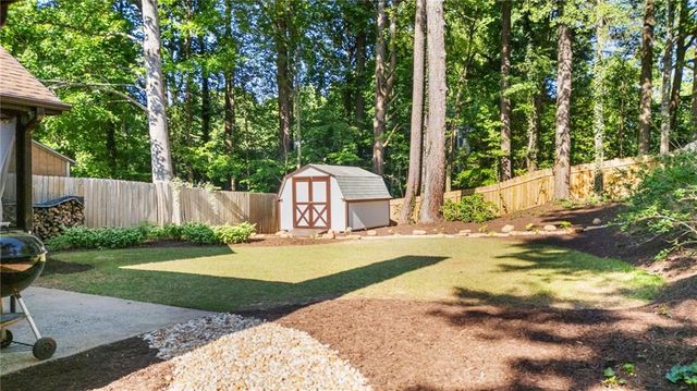 5025 Village Green Way, Alpharetta, GA 30009