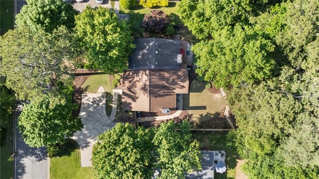 5025 Village Green Way, Alpharetta, GA 30009