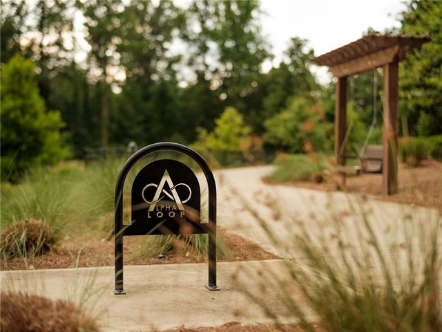 5025 Village Green Way, Alpharetta, GA 30009