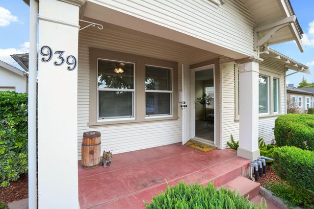 939 W Vine St, Stockton, CA 95203