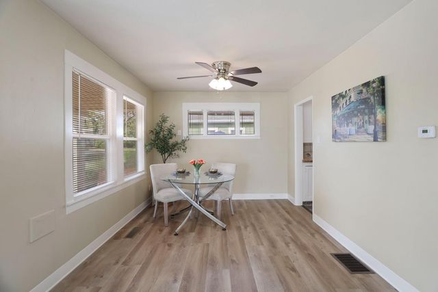 939 W Vine St, Stockton, CA 95203