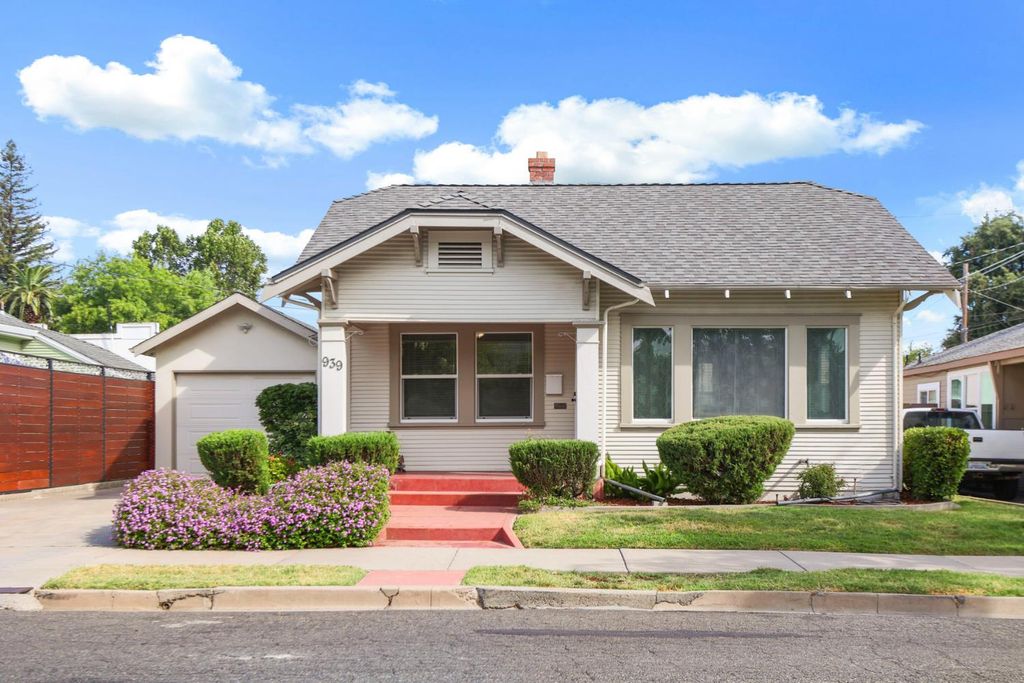 939 W Vine St, Stockton, CA 95203