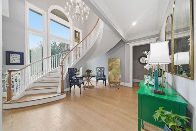 597 Piney Point Road, Piney Point Village, TX 77024