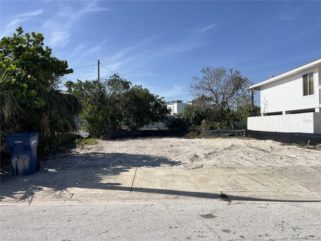 180 E MADEIRA AVENUE, Madeira Beach, FL 33708