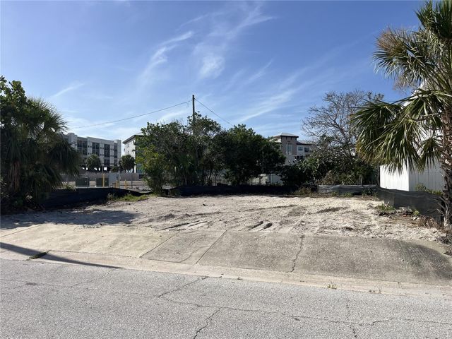 180 E MADEIRA AVENUE, Madeira Beach, FL 33708