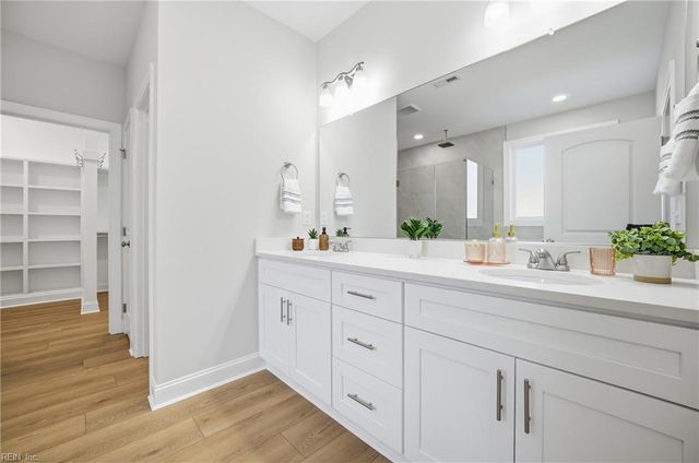 1312 Creekway DR, Smithfield, VA 23430