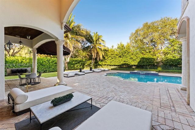 11111 Killian Park Road, Pinecrest, FL 33156