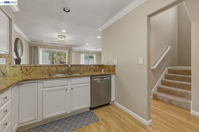 1130 Vista Pointe Cir, San Ramon, CA 94582