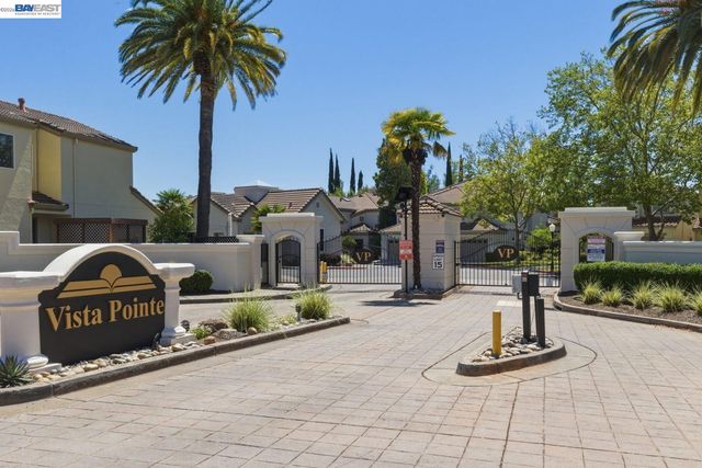 1130 Vista Pointe Cir, San Ramon, CA 94582