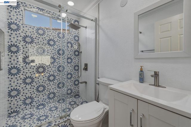 1130 Vista Pointe Cir, San Ramon, CA 94582