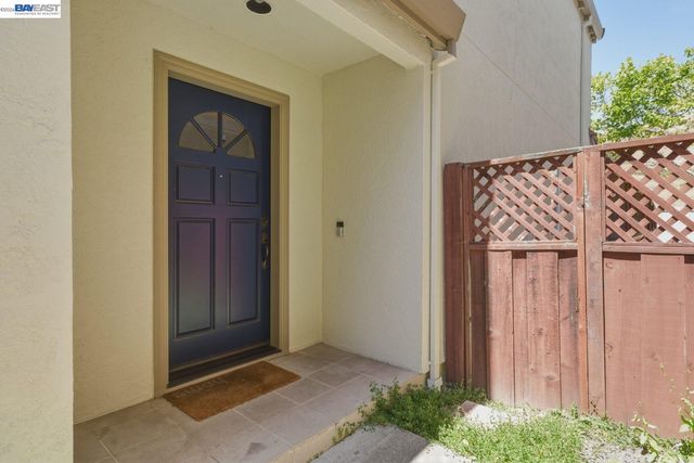 1130 Vista Pointe Cir, San Ramon, CA 94582