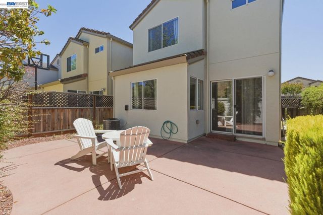1130 Vista Pointe Cir, San Ramon, CA 94582