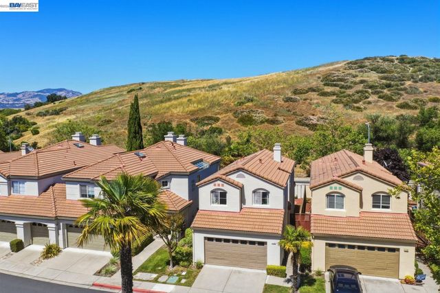 1130 Vista Pointe Cir, San Ramon, CA 94582