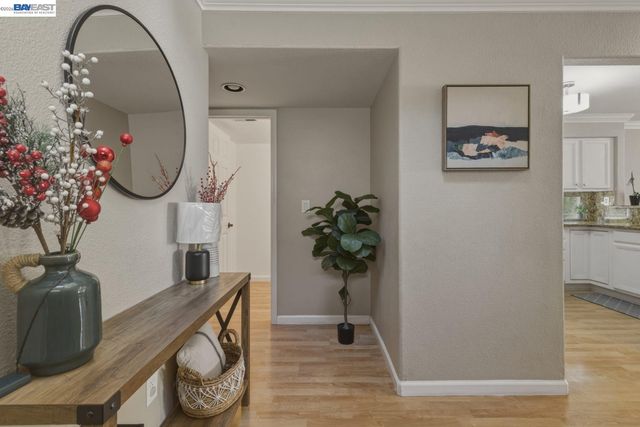 1130 Vista Pointe Cir, San Ramon, CA 94582