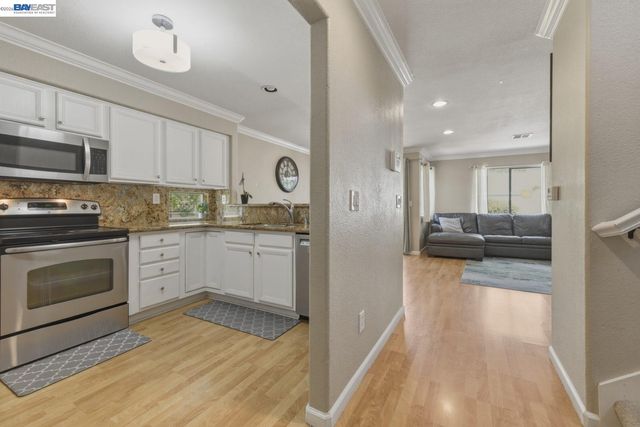 1130 Vista Pointe Cir, San Ramon, CA 94582