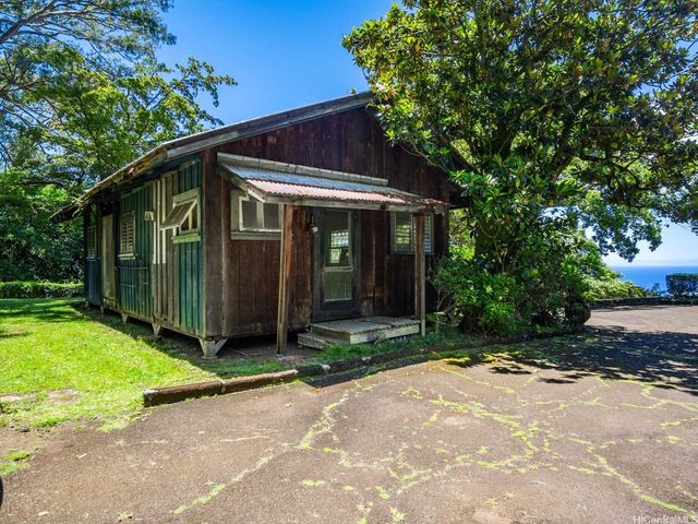 3330 Tantalus Drive, Honolulu, HI 96822