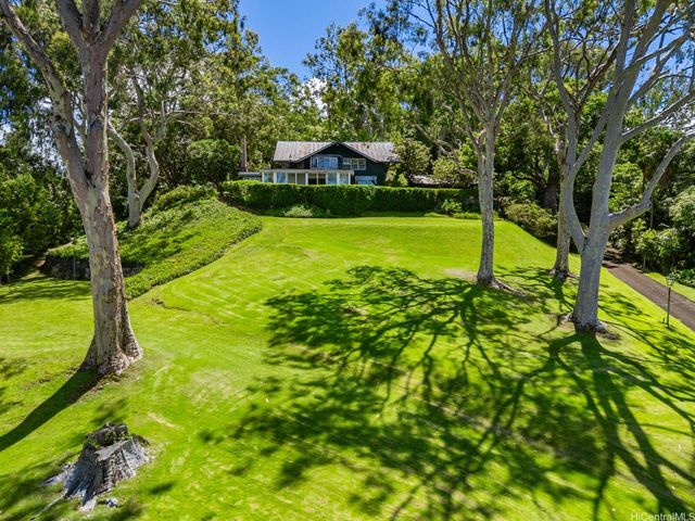 3330 Tantalus Drive, Honolulu, HI 96822