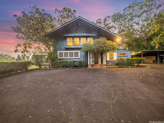 3330 Tantalus Drive, Honolulu, HI 96822