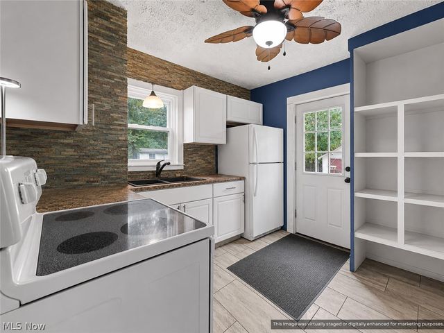 912 Hunt Street, Akron, OH 44306