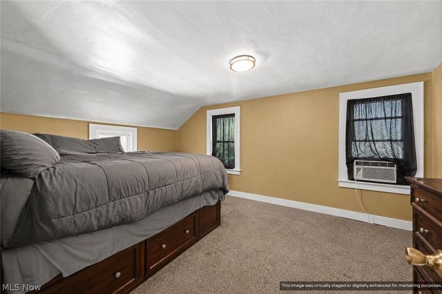 912 Hunt Street, Akron, OH 44306