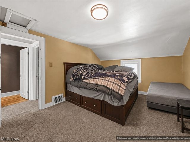 912 Hunt Street, Akron, OH 44306