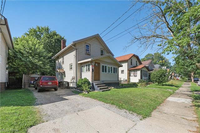 912 Hunt Street, Akron, OH 44306
