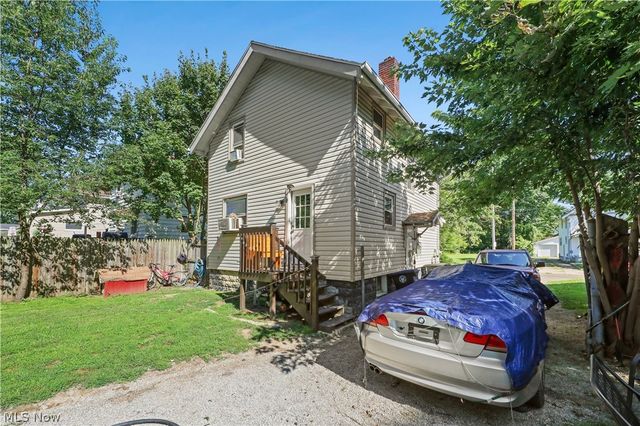 912 Hunt Street, Akron, OH 44306