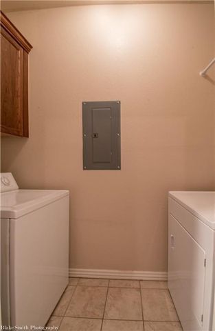 2131 Crossover Road 204, Fayetteville, AR 72703