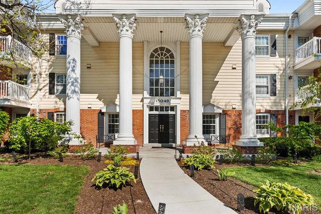 15049 Claymoor Court 17, Chesterfield, MO 63017
