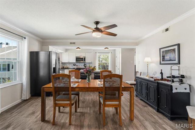 15049 Claymoor Court 17, Chesterfield, MO 63017