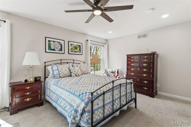 15049 Claymoor Court 17, Chesterfield, MO 63017