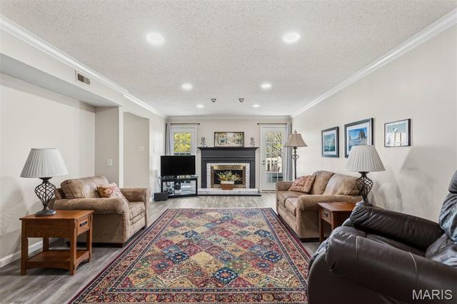 15049 Claymoor Court 17, Chesterfield, MO 63017