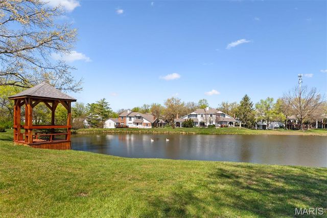 15049 Claymoor Court 17, Chesterfield, MO 63017