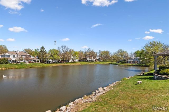 15049 Claymoor Court 17, Chesterfield, MO 63017