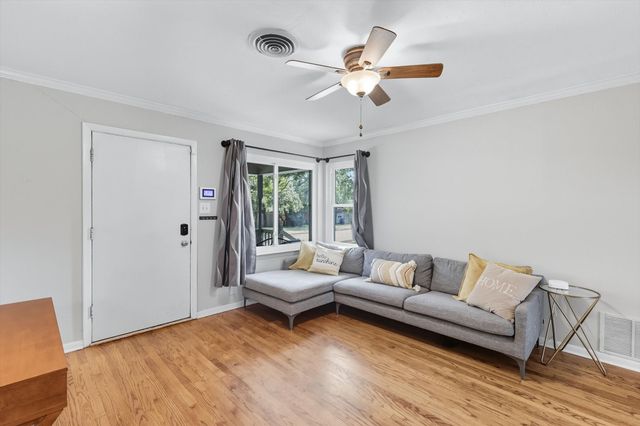 2003 Mohican Street, Denton, TX 76209