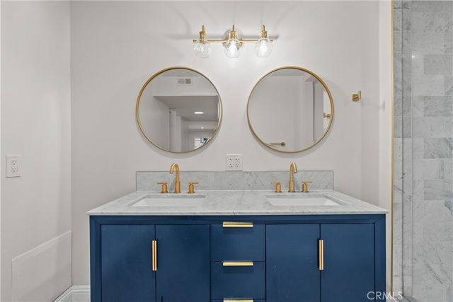 1742 S Bentley, Los Angeles, CA 90025