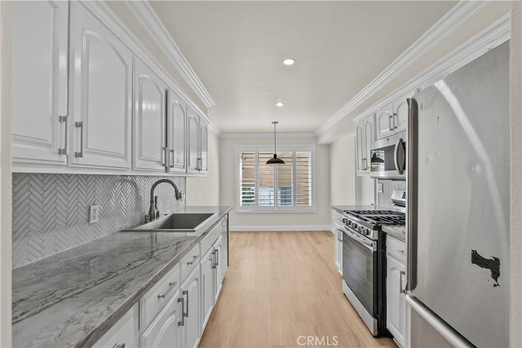 1742 S Bentley, Los Angeles, CA 90025 — photo 3