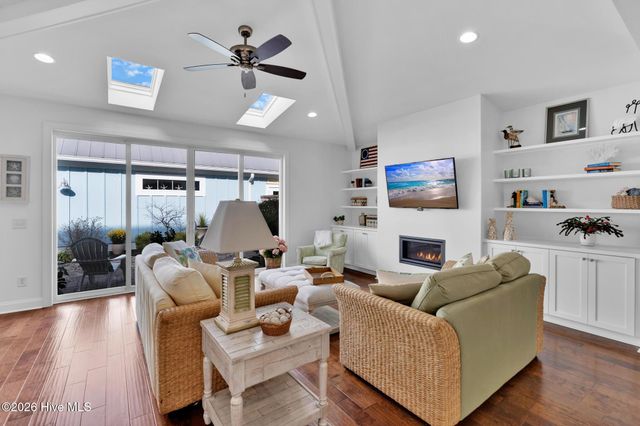 2276 Low Country Boulevard, Leland, NC 28451