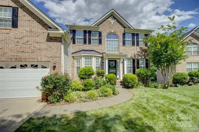 12125 Mountainside Lane, Charlotte, NC 28278