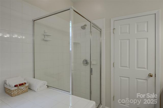 12125 Mountainside Lane, Charlotte, NC 28278
