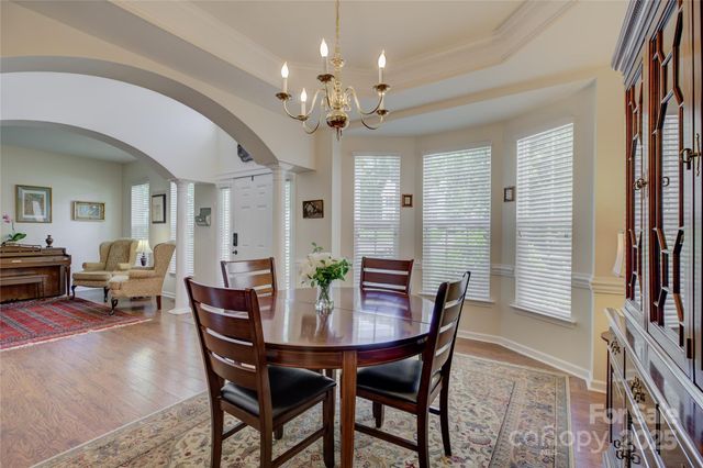 12125 Mountainside Lane, Charlotte, NC 28278