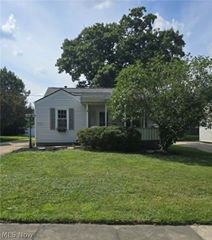 1390 Patchen Avenue SE, Warren, OH 44484